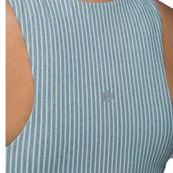 Lululemon Women‎ 4 Run First Base Tank Cliff Hanger Stripe Grey Mint Green Blue - Picture 6 of 13